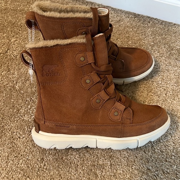 Sorel Explorer Next Joan Cozy Boots tan fawn lace up brown size 6 shoe - Picture 5 of 7
